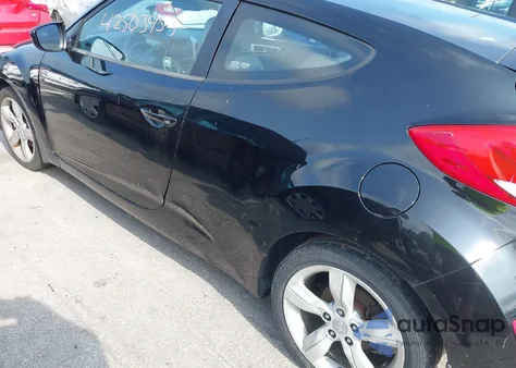 2013 Hyundai Veloster Base W/Gray from USA, damaged, VIN KMHTC6ADXDU086856